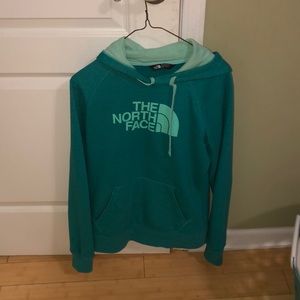 Women’s Northface Hoodie